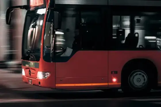 Ile kosztuje prawo jazdy na autobus? Pełny koszt kategorii D