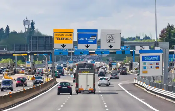 Autostrady Włoch - Jak płacić i uniknąć kar? Kompletny przewodnik
