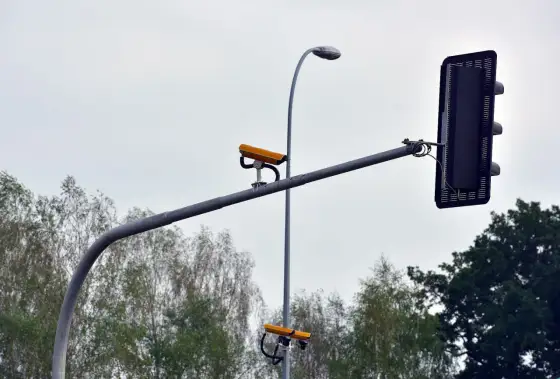 Jak wygląda rejestrator przejazdu na czerwonym świetle?